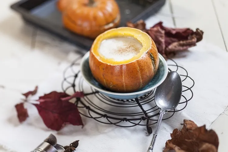 Starbucks Pumpkin Drink Trend